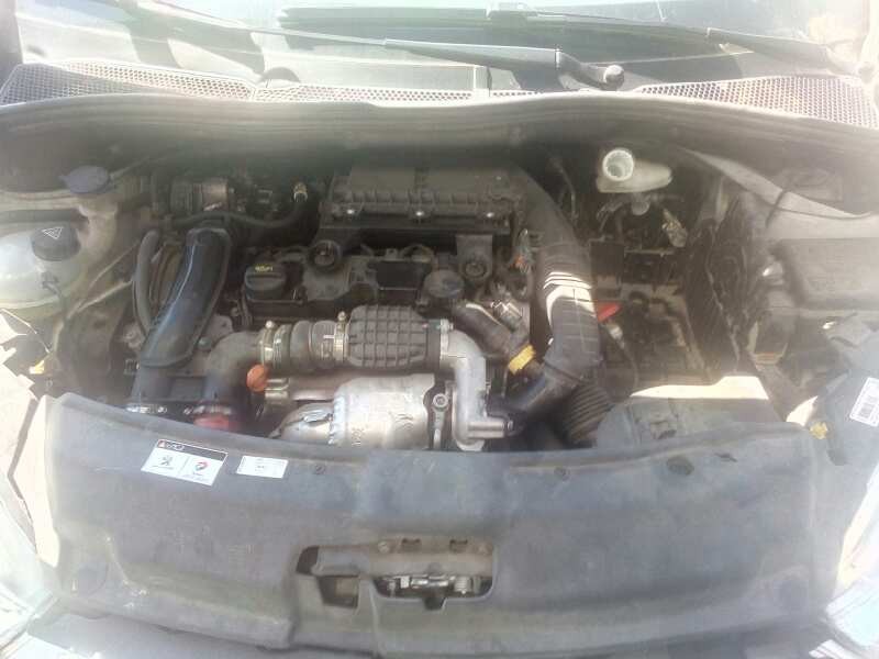 peugeot 208 del año 2016