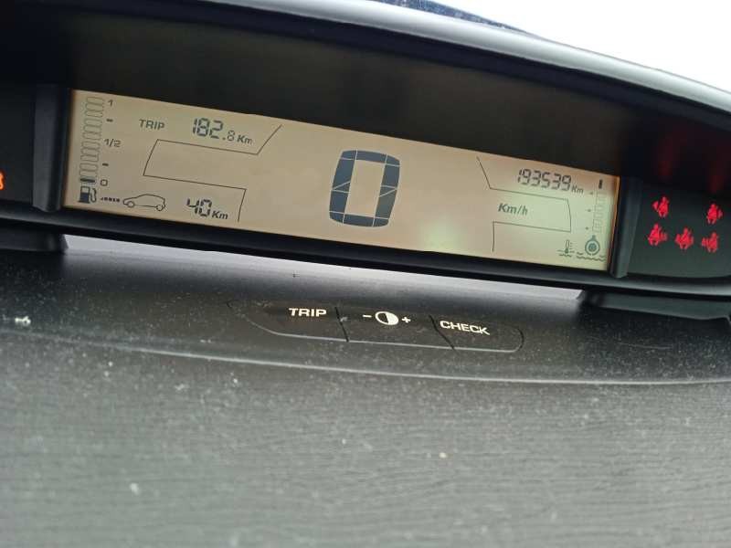 citroën c4 berlina del año 2005