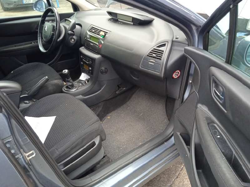 citroën c4 berlina del año 2005