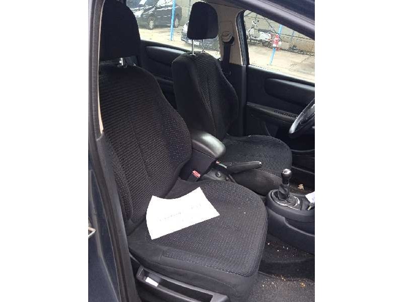 citroën c4 berlina del año 2005