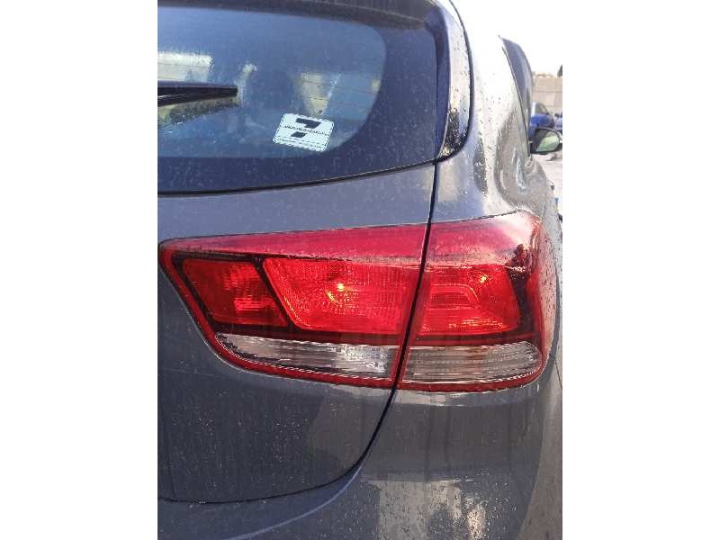 kia rio (yb) del año 2023