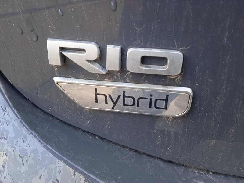 kia rio (yb) del año 2023