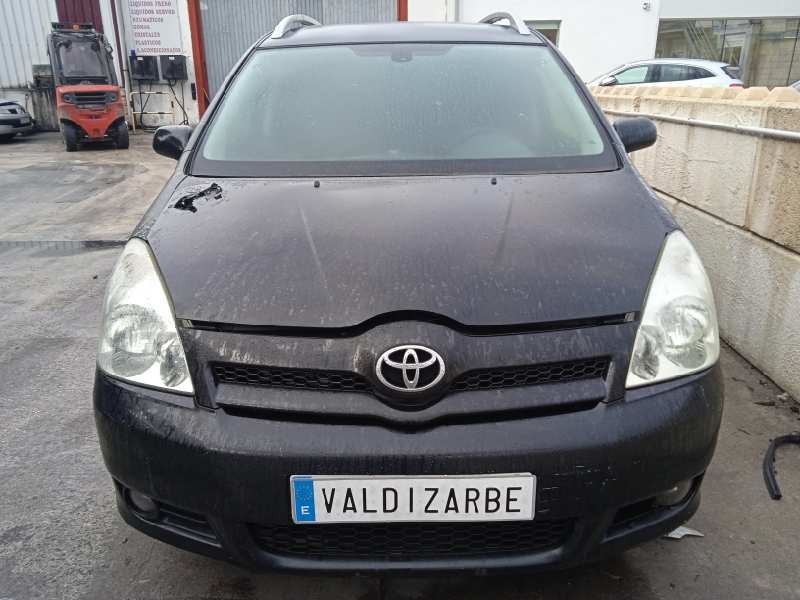 toyota corolla verso (r1) del año 2005