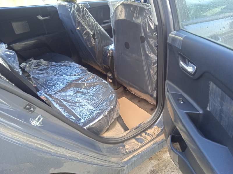 kia rio (yb) del año 2023