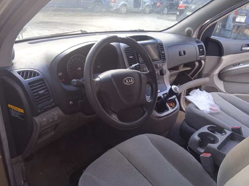 kia carnival del año 2007
