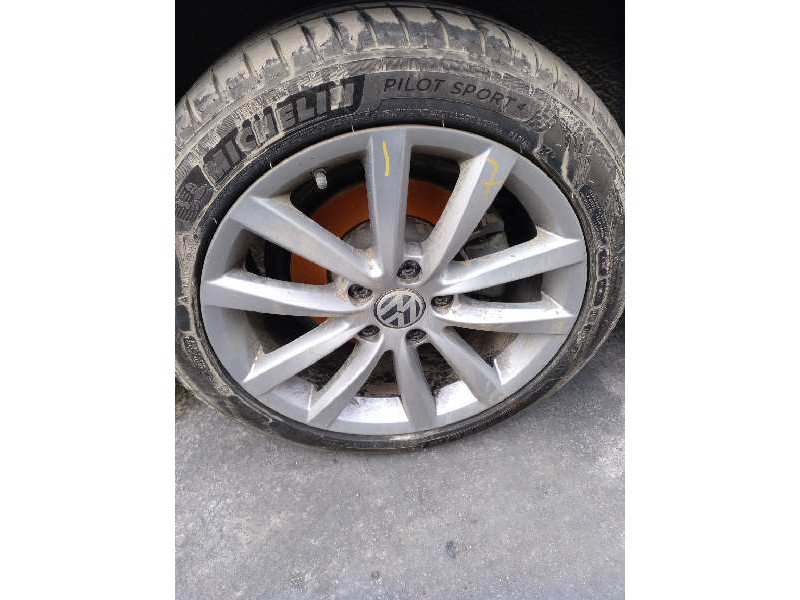 volkswagen passat lim. (362) del año 2013