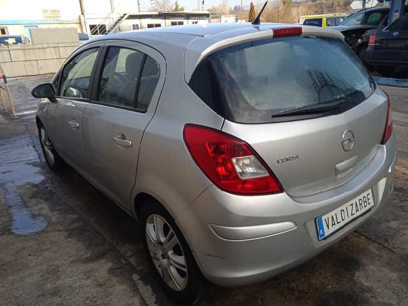 opel corsa d del año 2009