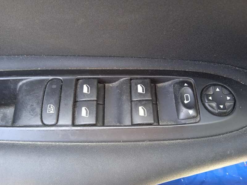 citroën c4 lim. del año 2013