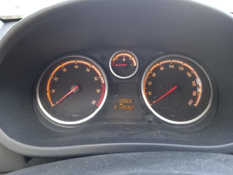 opel corsa d del año 2009