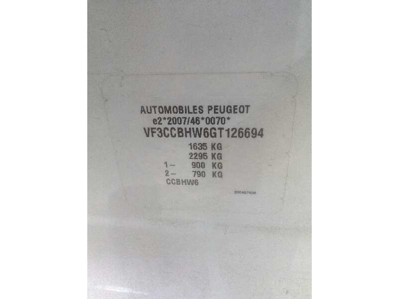 peugeot 208 del año 2016