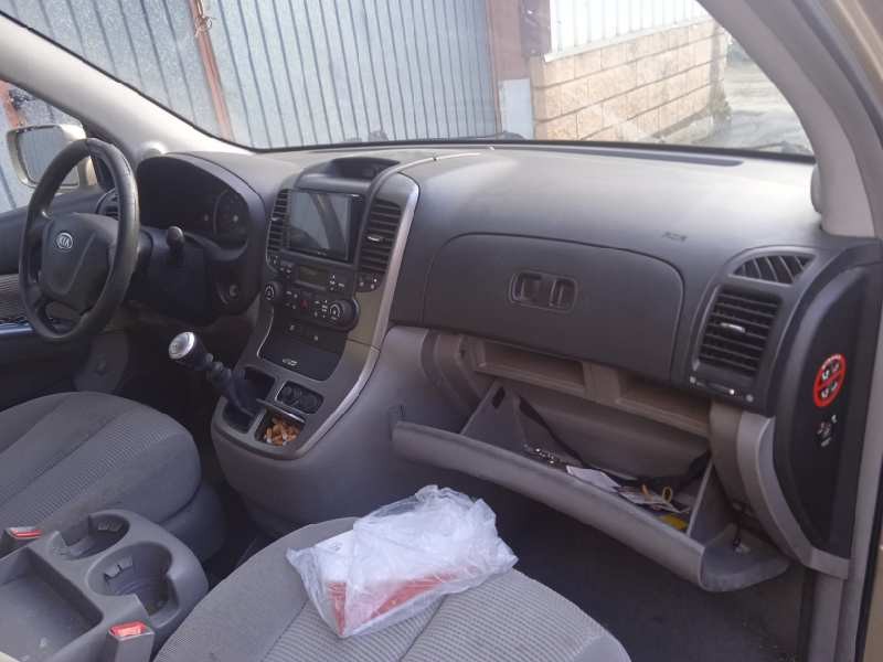 kia carnival del año 2007