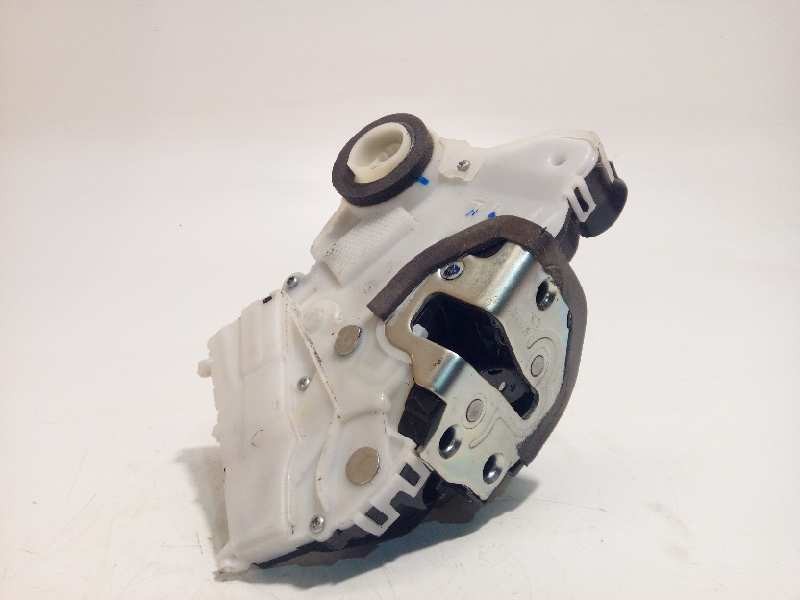 Recambio de cerradura puerta delantera derecha para subaru xv 2.0 diesel cat referencia OEM IAM 61032FJ040  