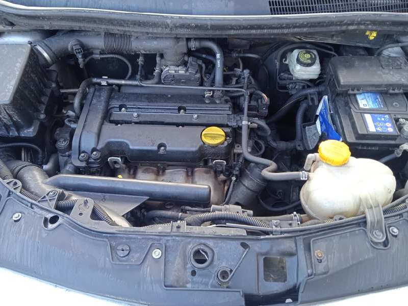 opel corsa d del año 2009