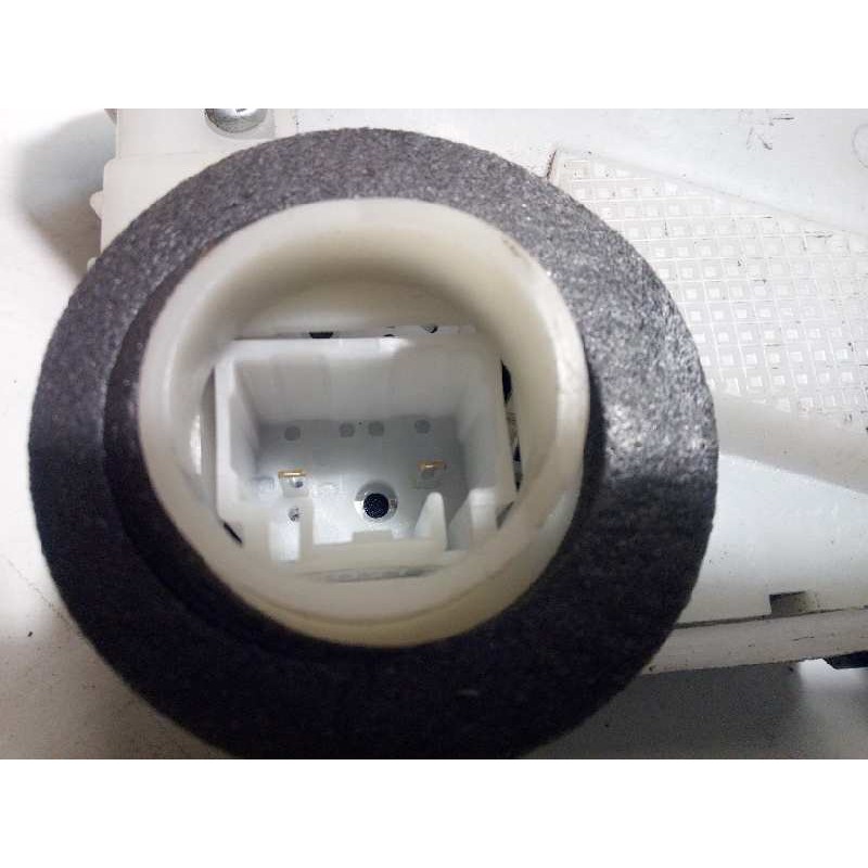 Recambio de cerradura puerta delantera derecha para subaru xv 2.0 diesel cat referencia OEM IAM 61032FJ040  