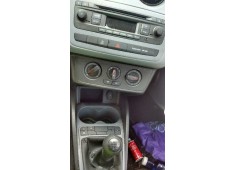 seat ibiza (6j5) del año 2013 2