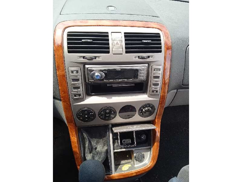 kia carnival ii del año 2003