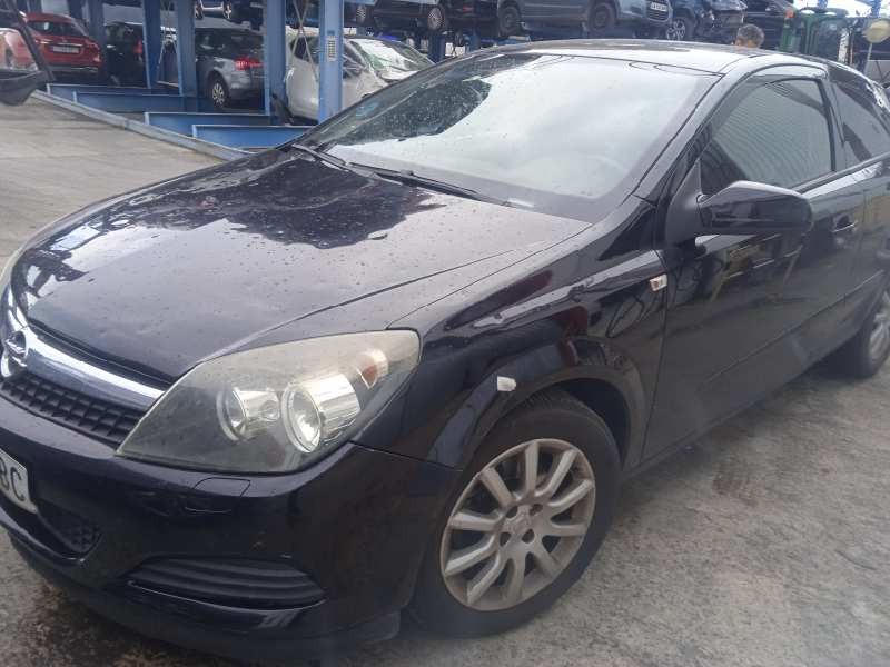 opel astra gtc del año 2007
