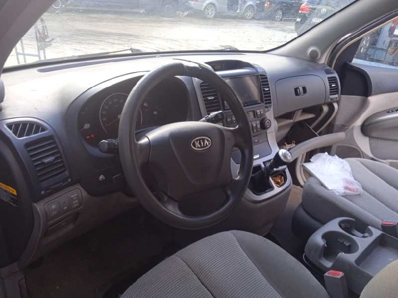 kia carnival del año 2007