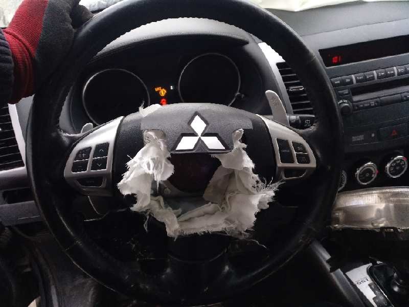 mitsubishi outlander (cw0) del año 2010