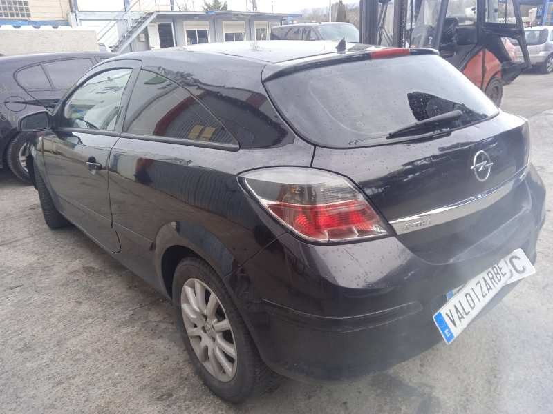opel astra gtc del año 2007