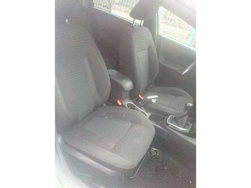 ford fiesta (ccn) del año 2015