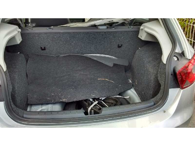 seat ibiza (6j5) del año 2013