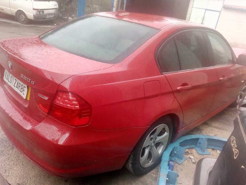 bmw serie 3 berlina (e90) del año 2010