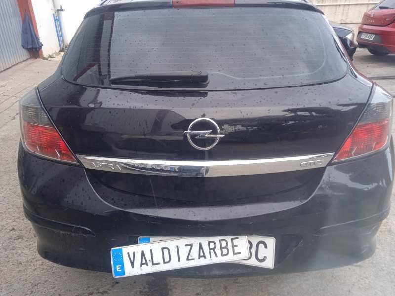 opel astra gtc del año 2007