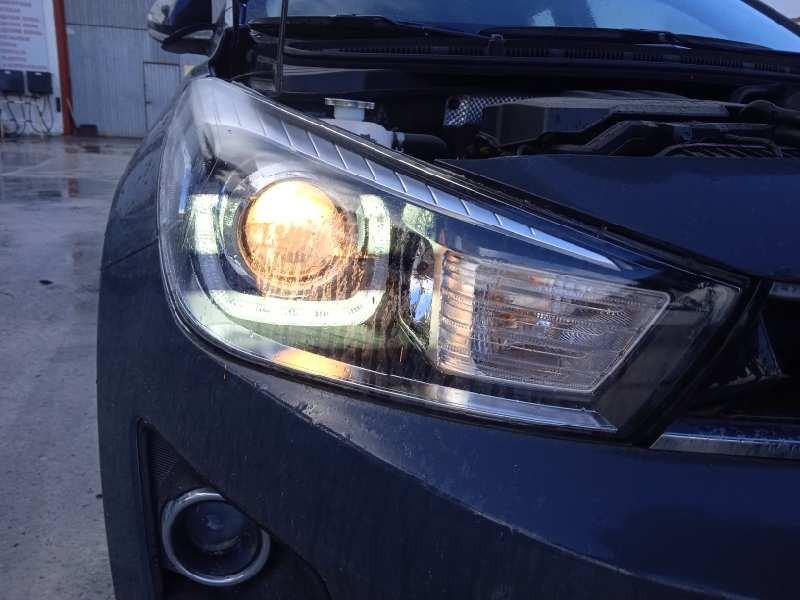 kia rio (yb) del año 2023