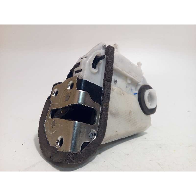 Recambio de cerradura puerta trasera derecha para subaru xv 2.0 diesel cat referencia OEM IAM 61035FJ000  