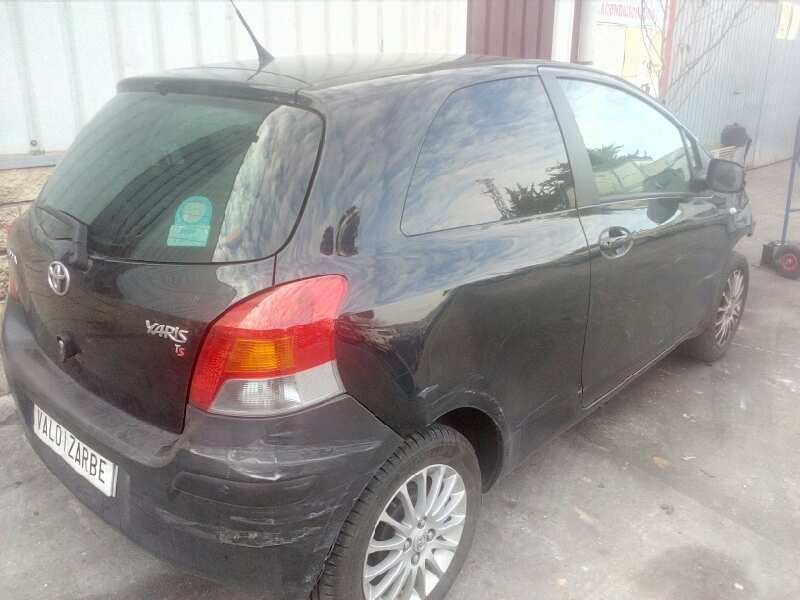 toyota yaris del año 2009
