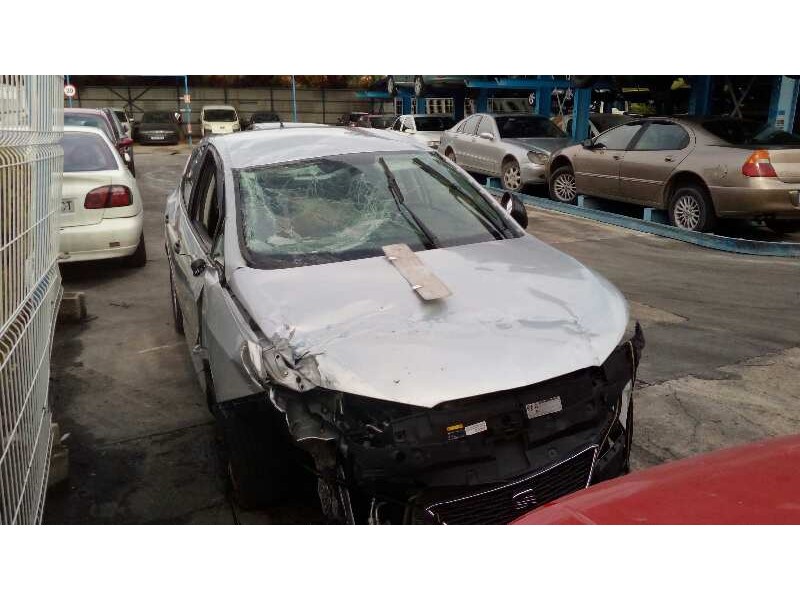 seat ibiza (6j5) del año 2013