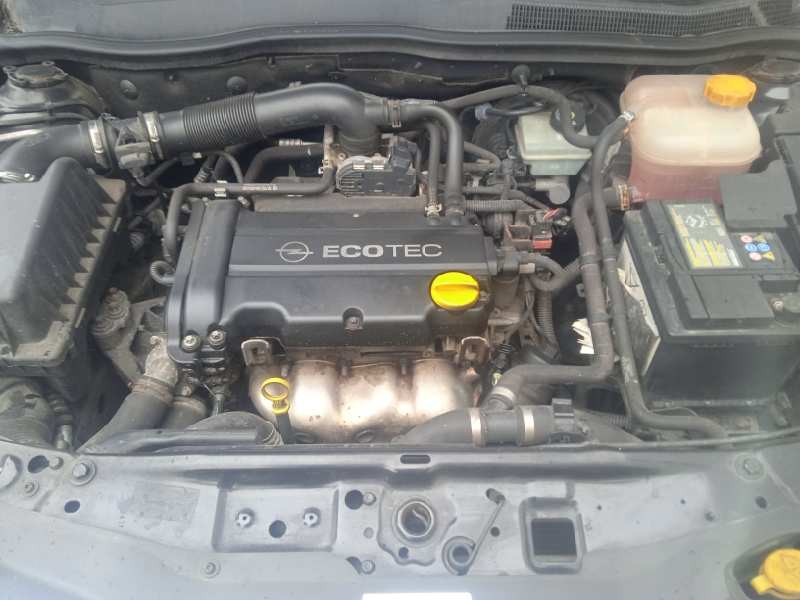 opel astra gtc del año 2007