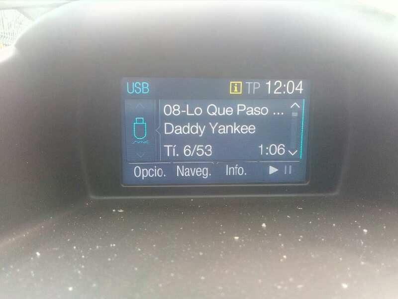 ford fiesta (ccn) del año 2015