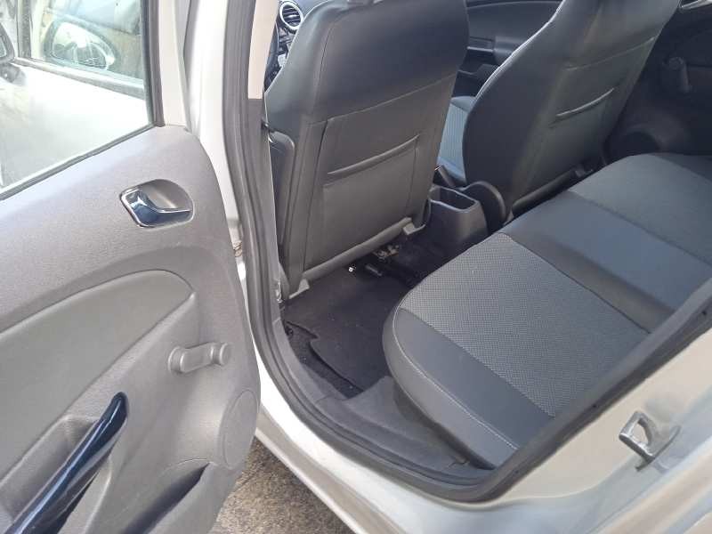 opel corsa d del año 2009