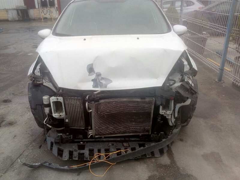 ford fiesta (ccn) del año 2015