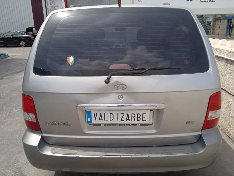 kia carnival ii del año 2003