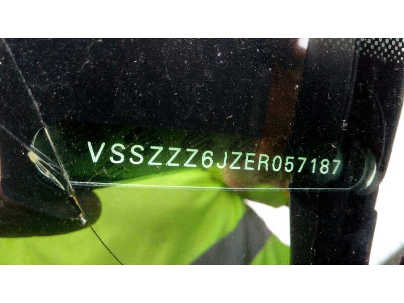 seat ibiza (6j5) del año 2013