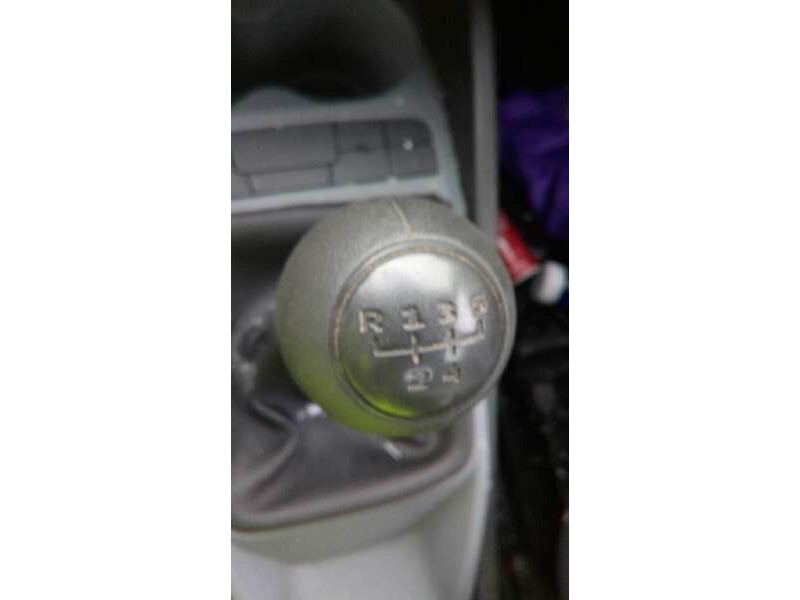 seat ibiza (6j5) del año 2013