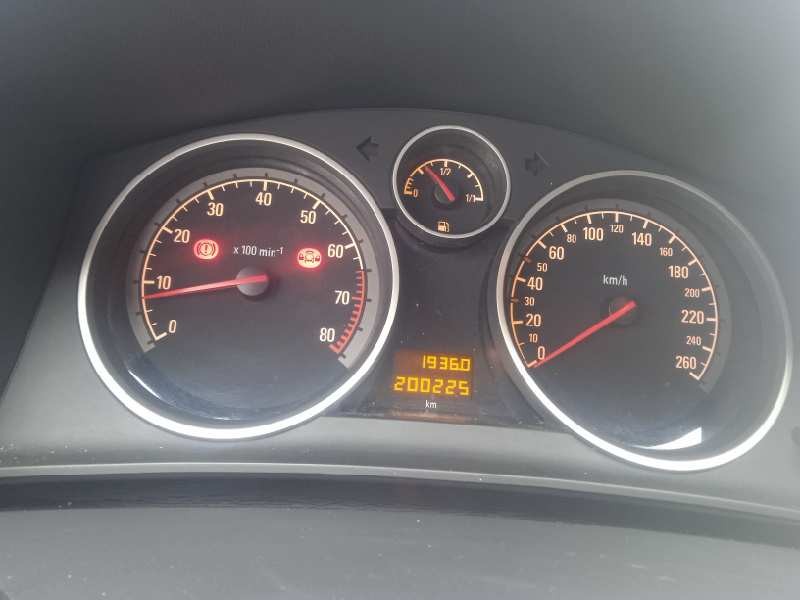 opel astra gtc del año 2007