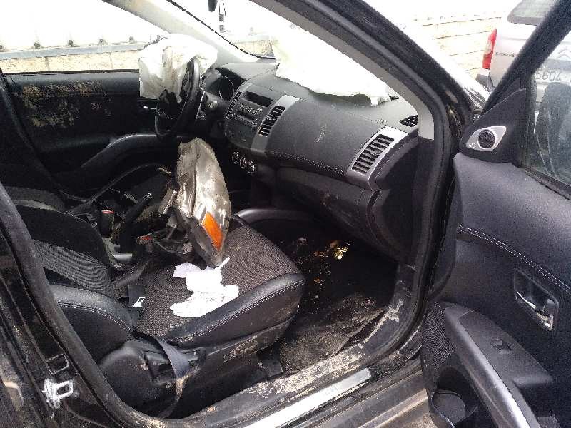 mitsubishi outlander (cw0) del año 2010