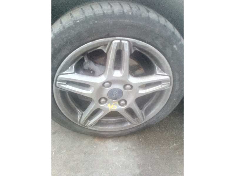 ford fiesta (ccn) del año 2015