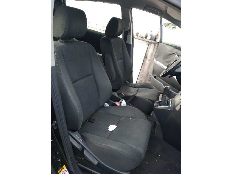 toyota corolla verso (r1) del año 2004