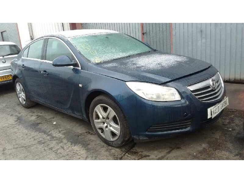 opel insignia berlina del año 2011