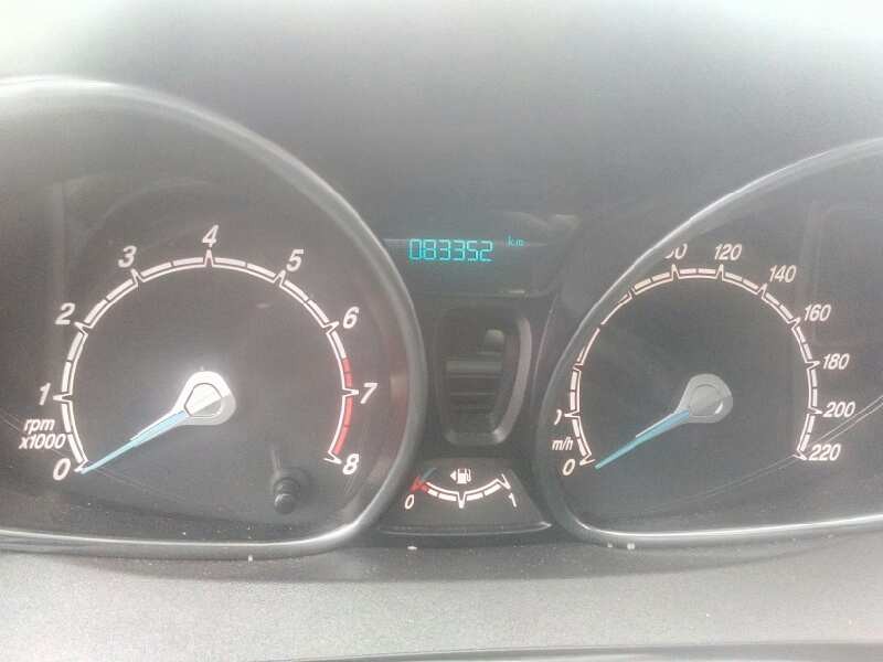 ford fiesta (ccn) del año 2015