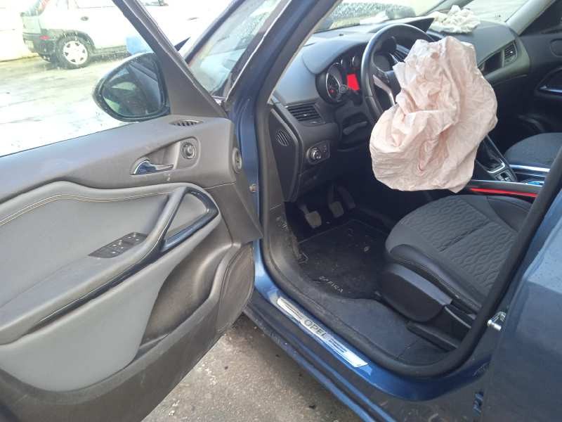 opel zafira tourer del año 2014