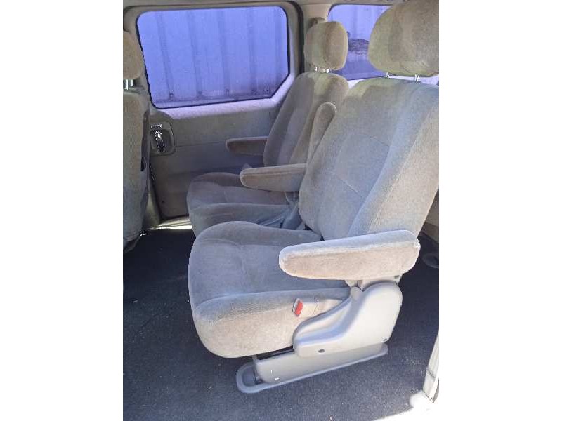 kia carnival ii del año 2005