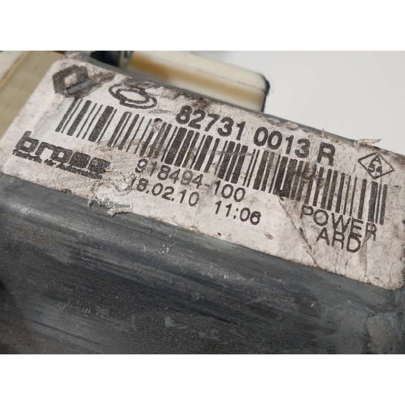 Recambio de elevalunas trasero derecho para renault fluence dynamique referencia OEM IAM 827200016R  827300013R