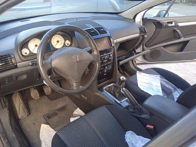 peugeot 407 del año 2009
