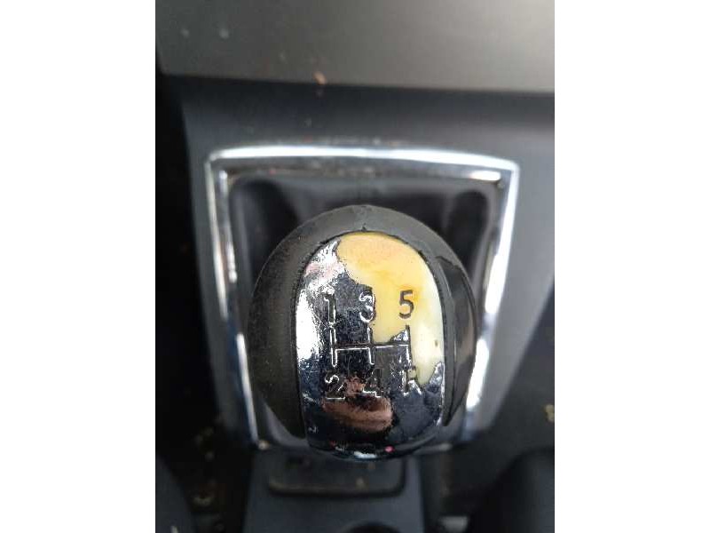 toyota corolla verso (r1) del año 2004